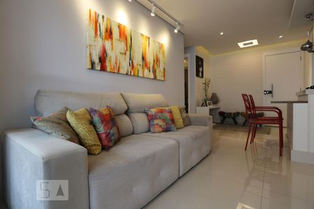 Sala de apartamento para alugar com 2 quartos, 75m² em Jaguaré, São Paulo