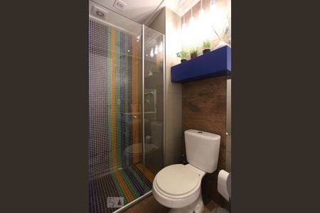 Banheiro de apartamento para alugar com 2 quartos, 75m² em Jaguaré, São Paulo