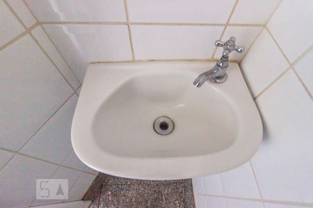 Apartamento à venda com 130m², 3 quartos e 3 vagasBanheiro de serviço 