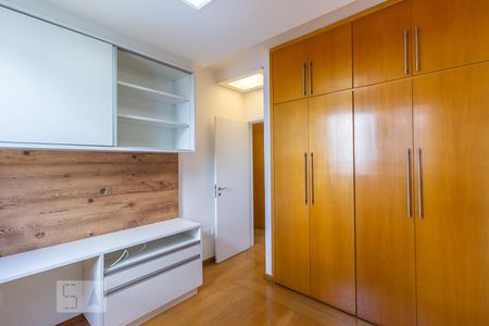 Apartamento à venda com 130m², 3 quartos e 3 vagasQuarto 03
