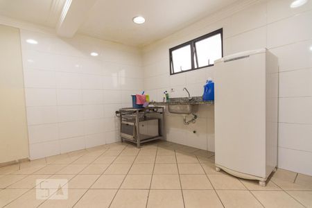Apartamento à venda com 66m², 2 quartos e 1 vagaCopa do Salão de Festas 2