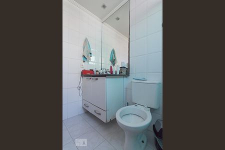 Apartamento à venda com 66m², 2 quartos e 1 vagaBanheiro da Suíte