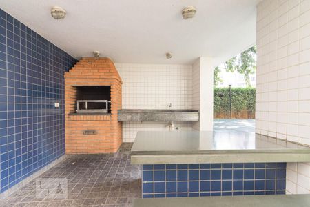 Apartamento à venda com 66m², 2 quartos e 1 vagaChurrasqueira
