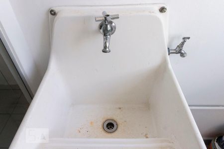 Apartamento para alugar com 54m², 2 quartos e 1 vaga Apartamento para alugar com 54m², 2 quartos e 1 vagaDetalhe área de serviço