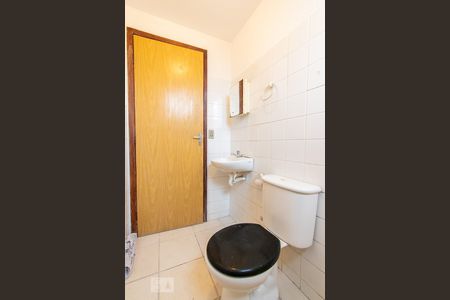 Banheiro de apartamento à venda com 2 quartos, 70m² em Ouro Preto, Belo Horizonte