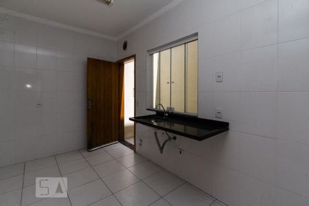 cozinha de casa de condomínio para alugar com 2 quartos, 60m² em Chácara Belenzinho, São Paulo