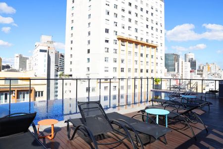 Studio à venda com 26m², 1 quarto e sem vagaÁrea comum - Piscina