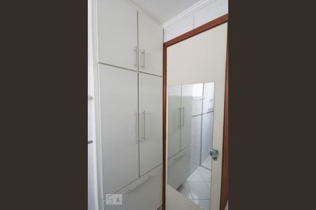 Quarto 1 de apartamento para alugar com 2 quartos, 65m² em Ipiranga, São Paulo