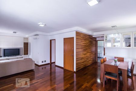Sala de apartamento para alugar com 2 quartos, 120m² em Jardim Paulista, São Paulo