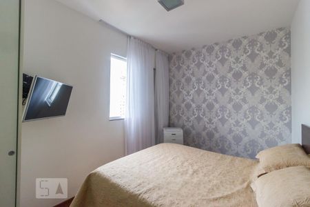 Apartamento à venda com 120m², 4 quartos e 3 vagas Apartamento à venda com 120m², 4 quartos e 3 vagasQuarto 03 com suíte