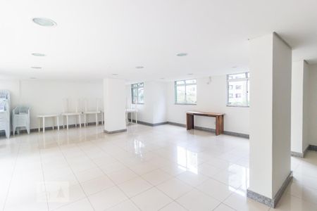 Apartamento à venda com 120m², 4 quartos e 3 vagas Apartamento à venda com 120m², 4 quartos e 3 vagasSalão de festas