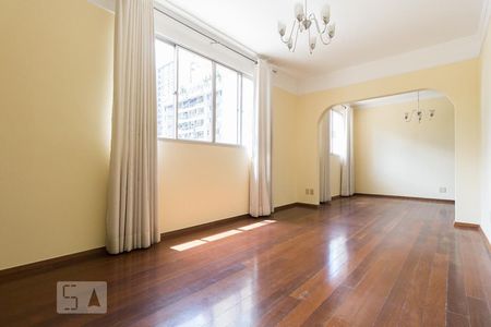 Sala de apartamento para alugar com 4 quartos, 130m² em Lourdes, Belo Horizonte