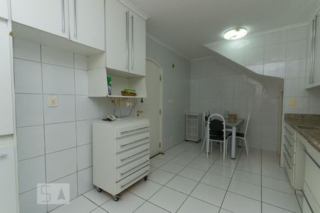 Casa para alugar com 264m², 4 quartos e 5 vagasCozinha