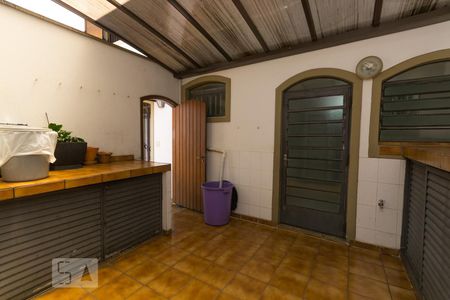Casa para alugar com 264m², 4 quartos e 5 vagasÁrea de serviço