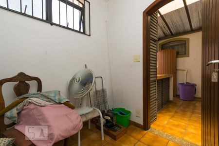 Casa para alugar com 264m², 4 quartos e 5 vagasQuarto de serviço