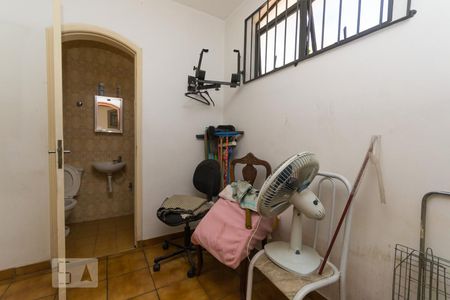 Casa para alugar com 264m², 4 quartos e 5 vagasQuarto de serviço