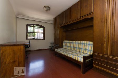 Casa para alugar com 264m², 4 quartos e 5 vagasQuarto
