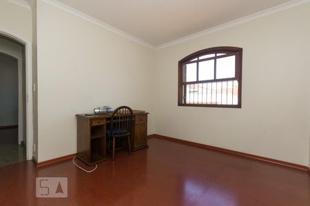 Casa para alugar com 264m², 4 quartos e 5 vagasSuíte 1