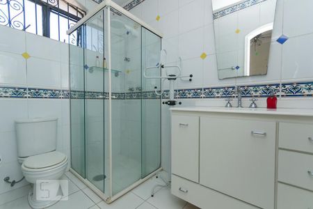 Casa para alugar com 264m², 4 quartos e 5 vagasBanheiro da suíte 2