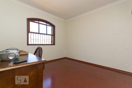 Casa para alugar com 264m², 4 quartos e 5 vagasSuíte 1
