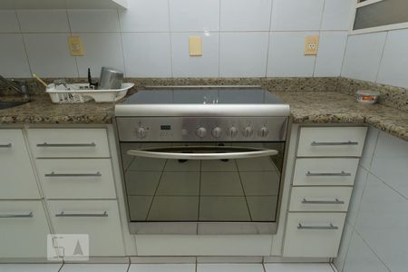 Casa para alugar com 264m², 4 quartos e 5 vagasDetalhe da cozinha