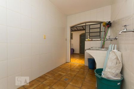 Casa para alugar com 264m², 4 quartos e 5 vagasÁrea de serviço