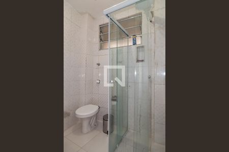 Banheiro de apartamento para alugar com 1 quarto, 45m² em Bela Vista, São Paulo