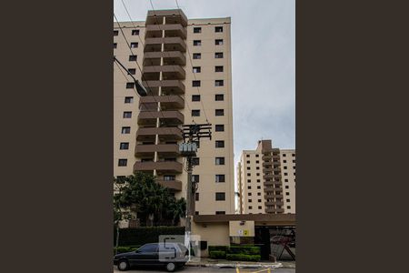 Apartamento para alugar com 70m², 3 quartos e 1 vagaFachada