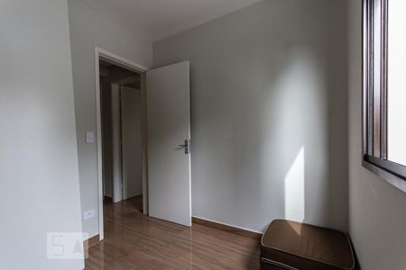 Quarto 1 de apartamento para alugar com 3 quartos, 70m² em Jardim Ampliação, São Paulo