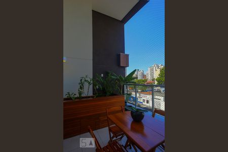 Apartamento à venda com 105m², 1 quarto e 2 vagasVaranda