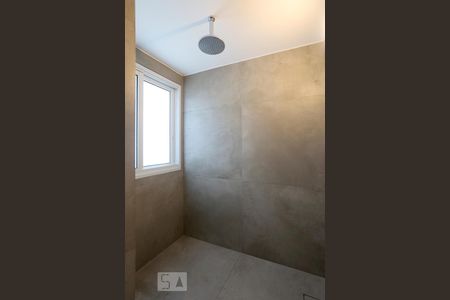 Apartamento à venda com 105m², 1 quarto e 2 vagasBanheiro Suite Detalhe