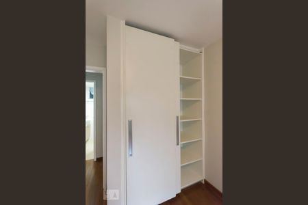 Apartamento para alugar com 2 quartos, 140m² em Itaim Bibi, São Paulo