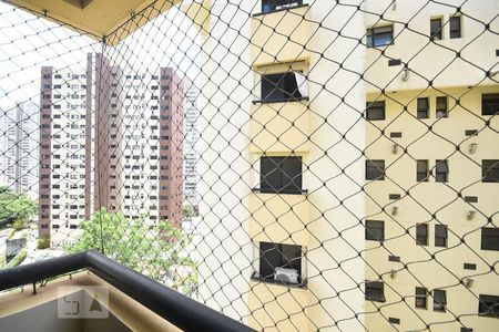 Apartamento à venda com 81m², 3 quartos e 3 vagas Apartamento à venda com 81m², 3 quartos e 3 vagasVaranda da suíte