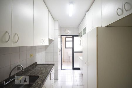 Apartamento à venda com 81m², 3 quartos e 3 vagas Apartamento à venda com 81m², 3 quartos e 3 vagasCozinha