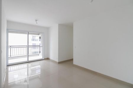 Sala de apartamento para alugar com 3 quartos, 73m² em Alphaville Empresarial, Barueri