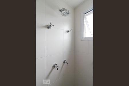 Banheiro de apartamento para alugar com 3 quartos, 73m² em Alphaville Empresarial, Barueri