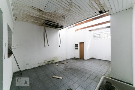 Casa à venda com 150m², 2 quartos e 1 vagaQuintal