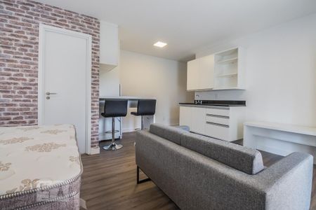 Studio para alugar com 36m², 1 quarto e 1 vaga Studio para alugar com 36m², 1 quarto e 1 vagaSala