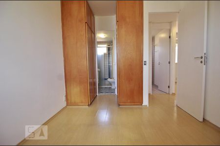 Apartamento para alugar com 95m², 3 quartos e 2 vagasSuíte