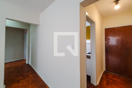 Apartamento à venda com 68m², 2 quartos e sem vaga Apartamento à venda com 68m², 2 quartos e sem vagacorredor