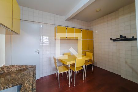 Apartamento à venda com 68m², 2 quartos e sem vaga Apartamento à venda com 68m², 2 quartos e sem vagacozinha