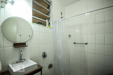 Banheiro de apartamento para alugar com 2 quartos, 80m² em Copacabana, Rio de Janeiro