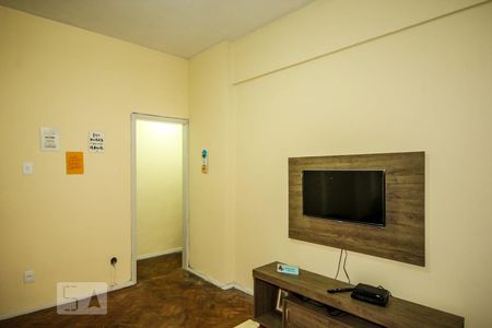 Sala de apartamento para alugar com 2 quartos, 80m² em Copacabana, Rio de Janeiro