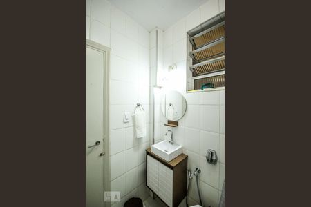 Banheiro de apartamento para alugar com 2 quartos, 80m² em Copacabana, Rio de Janeiro