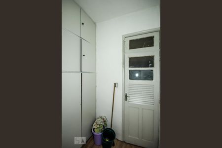 Apartamento para alugar com 80m², 2 quartos e sem vagaQuarto de Serviços