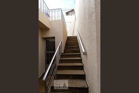 escada de acesso varanda de casa à venda com 5 quartos, 410m² em Mooca, São Paulo