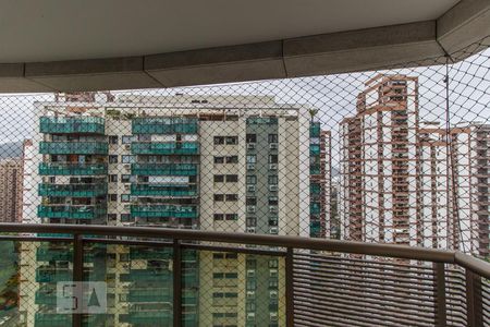 Apartamento para alugar com 132m², 4 quartos e 2 vagasVista Sala