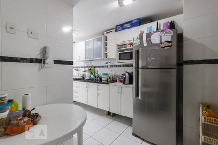 Apartamento para alugar com 132m², 4 quartos e 2 vagasCozinha