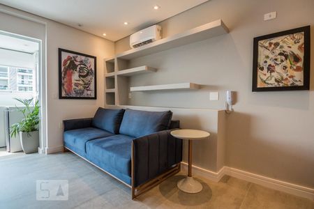 Sala de apartamento para alugar com 1 quarto, 42m² em Cidade Monções, São Paulo