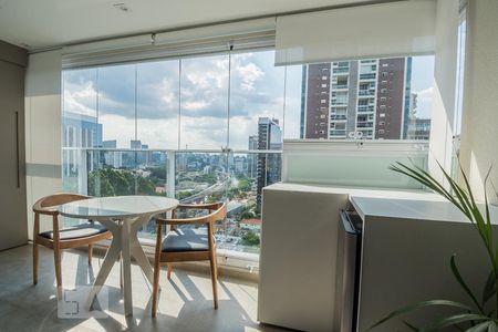 Apartamento para alugar com 42m², 1 quarto e 1 vagaVaranda